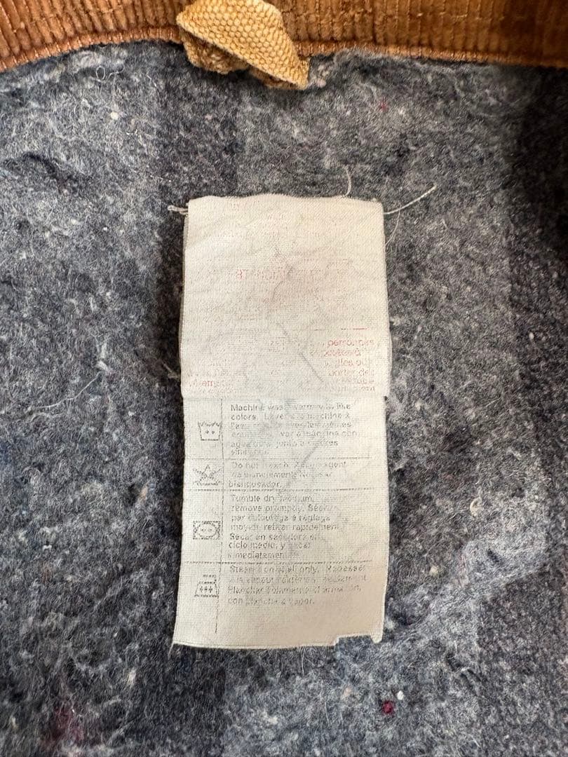 カーハートデトロイトジャケット