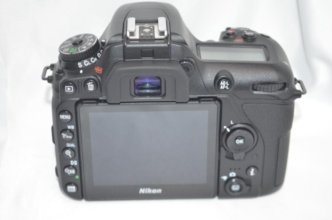 滅多にないシャッター数6000回以下 Nikon D7500☆Wi-Fi搭載