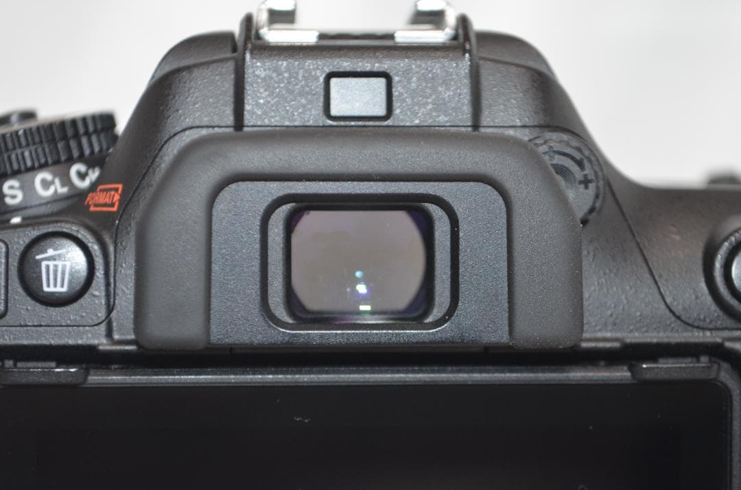 滅多にないシャッター数6000回以下 Nikon D7500☆Wi-Fi搭載