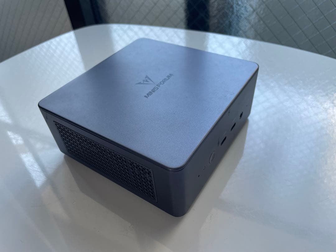 ミニPC MINISFORUM UM790Pro AMD Ryzen 9 7940HS