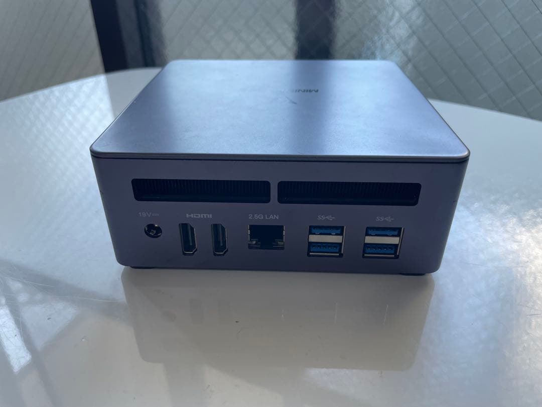 ミニPC MINISFORUM UM790Pro AMD Ryzen 9 7940HS