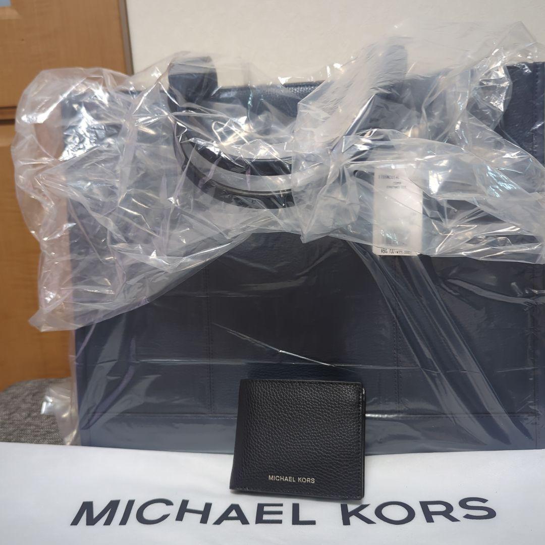 MICHAEL KORS　 マイケルコース　新品未使用　未開封　おまけ付き