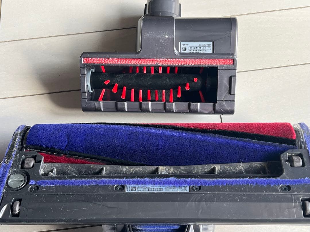 Dyson ハンディクリーナー コードレス　整備済み・動作確認済みです