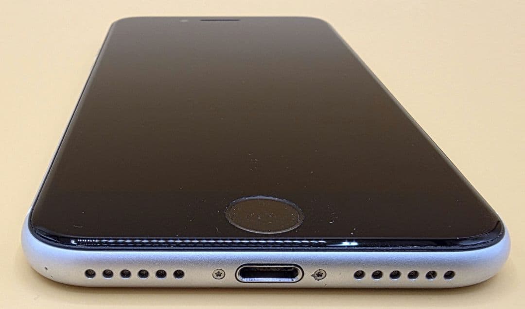 Apple iPhone SE 第2世代 Model A2296 ジャンク品