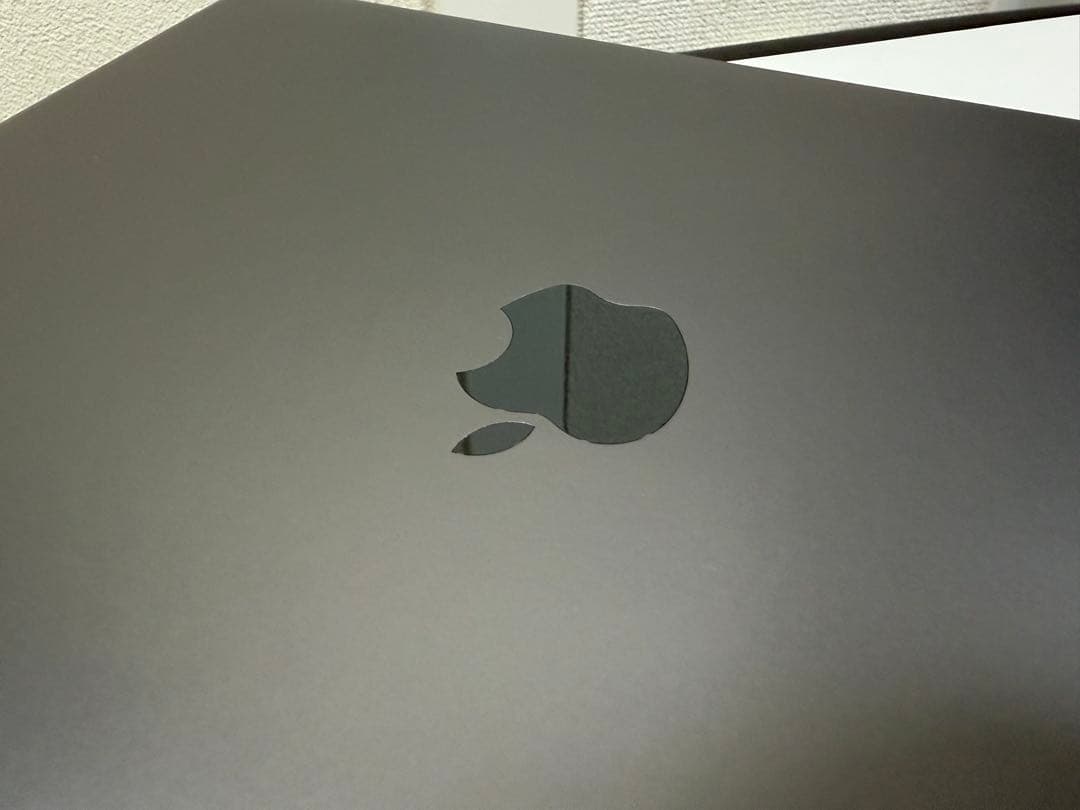 【美品】MacBook Pro 13 2020 i5/16GB/1TB/SG