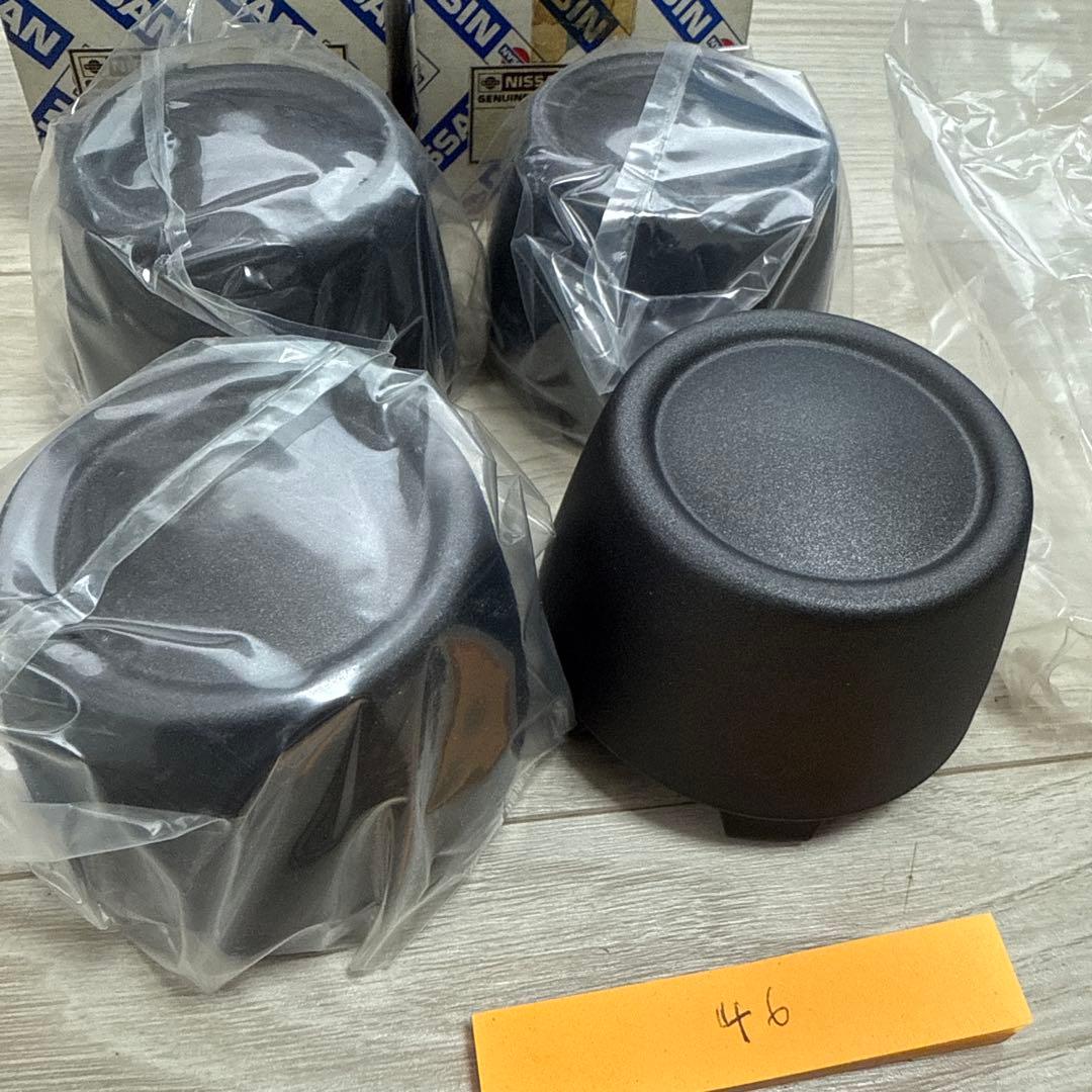 T*a様 NISSAN カバー 40315-A0200 4個セット