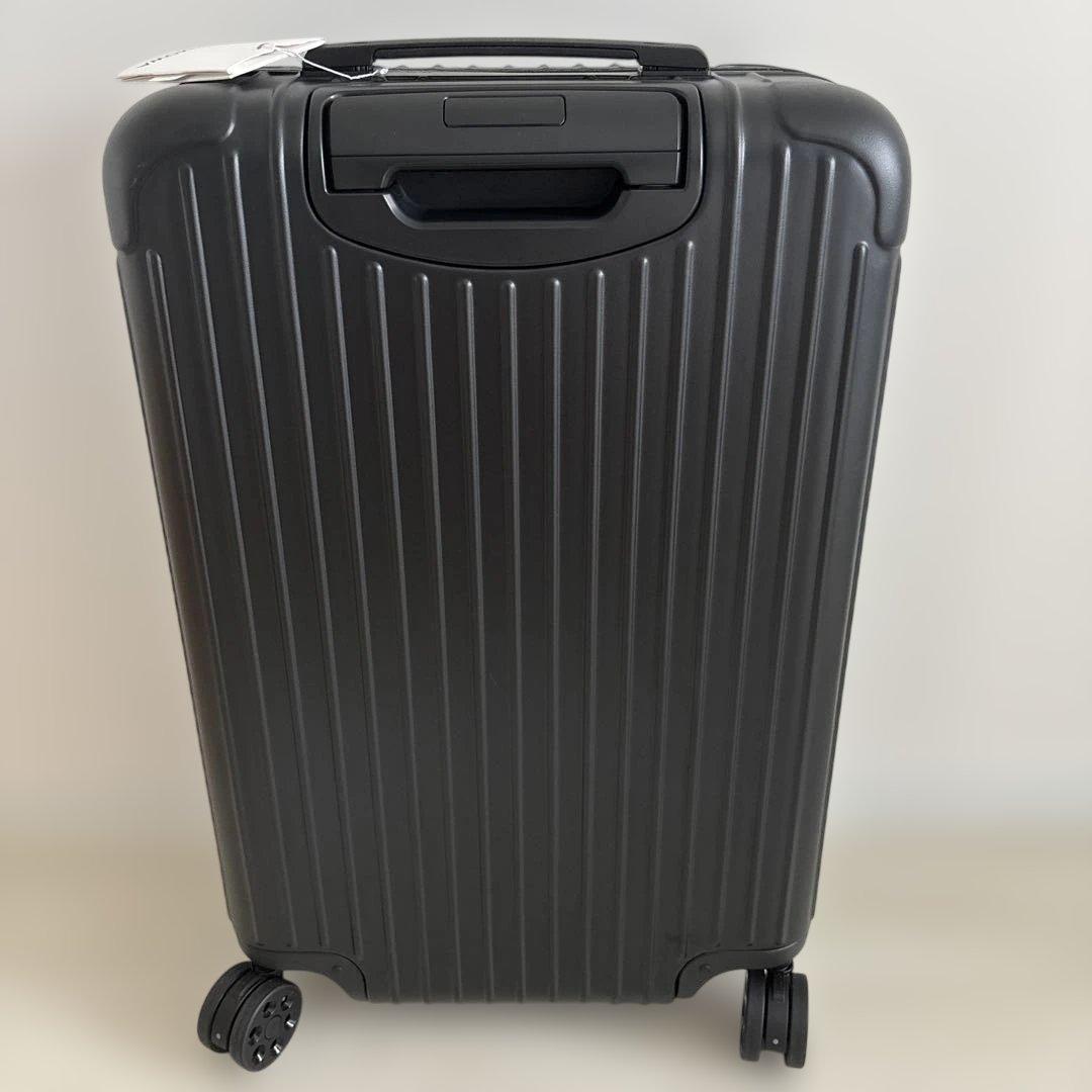リモワ エッセンシャル Check-In M 黒 ブラック 干場スーツケース