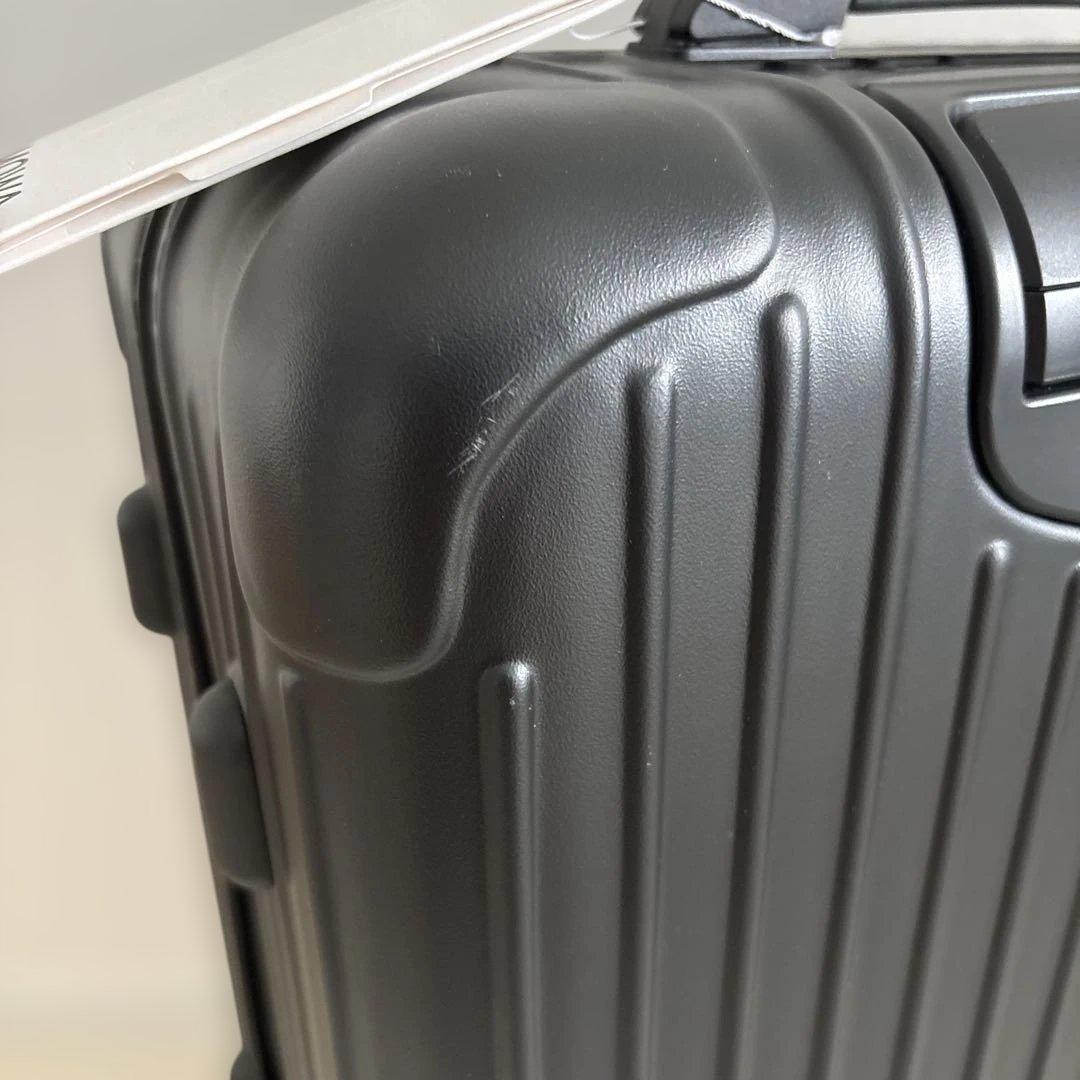 リモワ エッセンシャル Check-In M 黒 ブラック 干場スーツケース