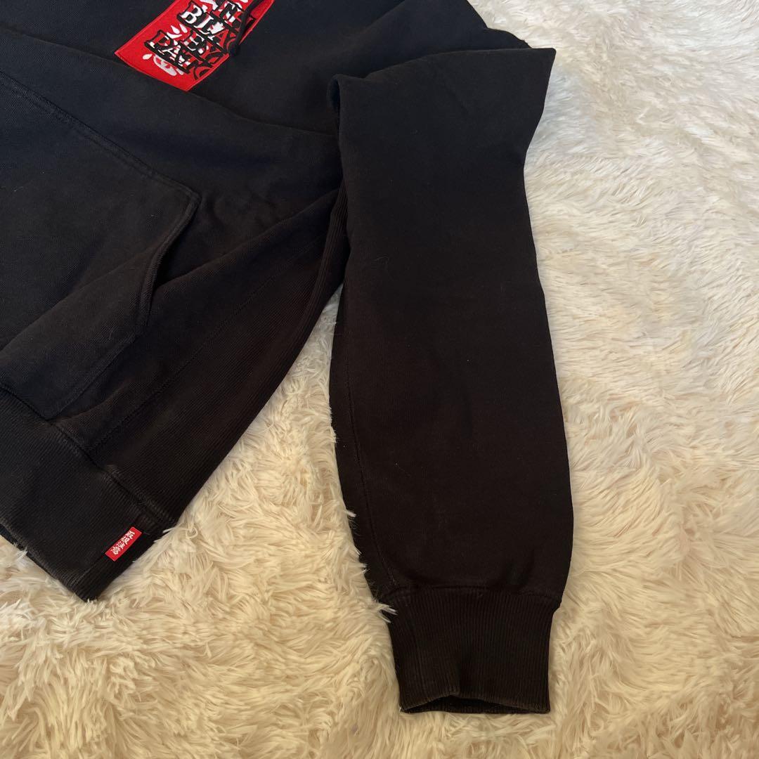 ブラックアイパッチ 取扱注意 パーカー フーディ ブラック 刺繍 センターロゴ