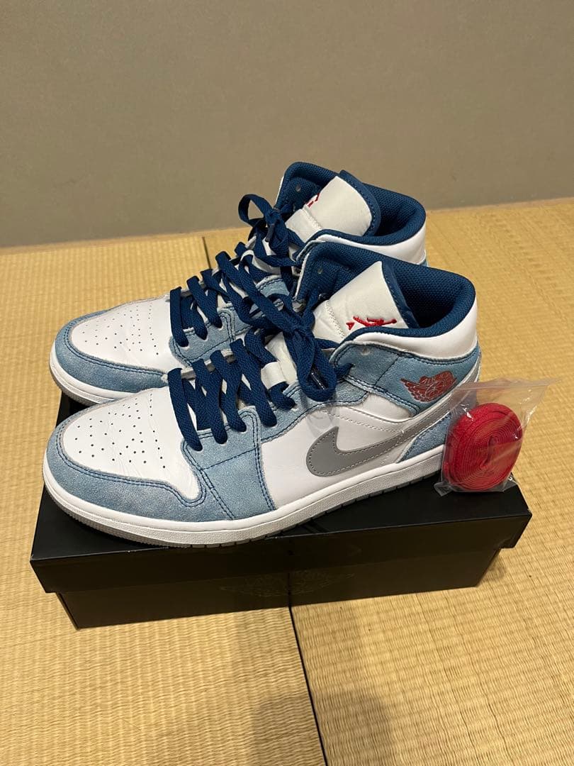 【美品】ナイキ エアジョーダン1 ミッド SE \