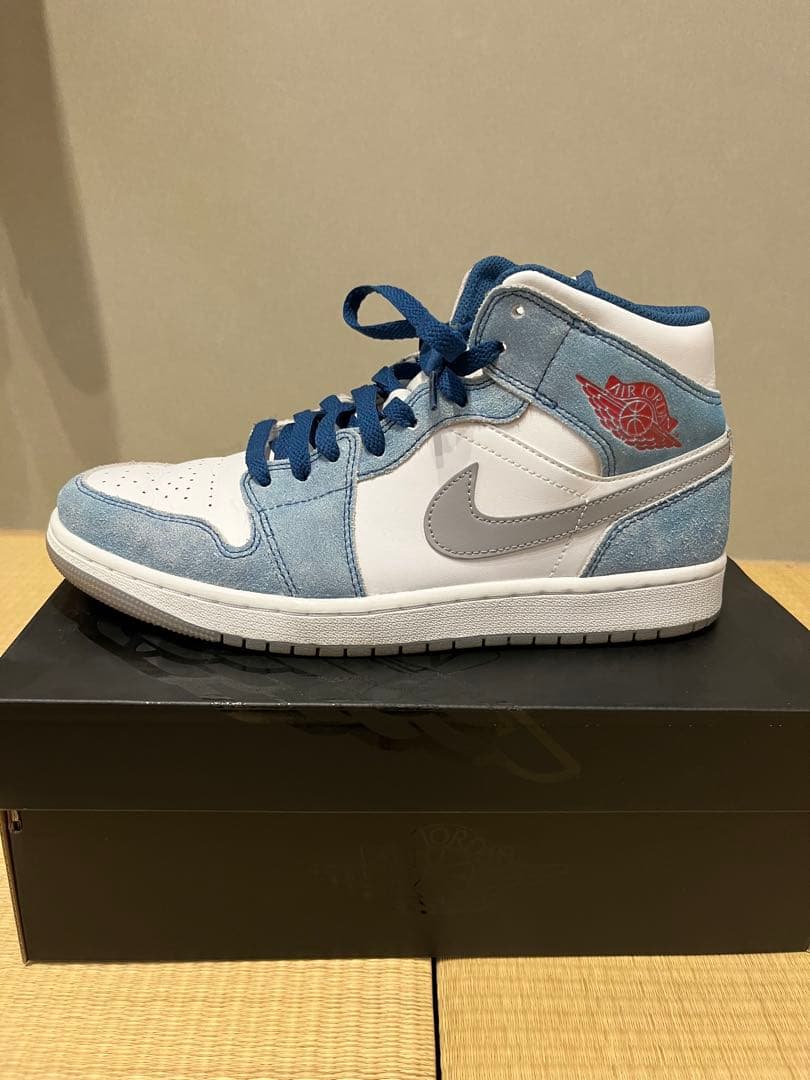 【美品】ナイキ エアジョーダン1 ミッド SE \"フレンチブルー\" 27.0cm