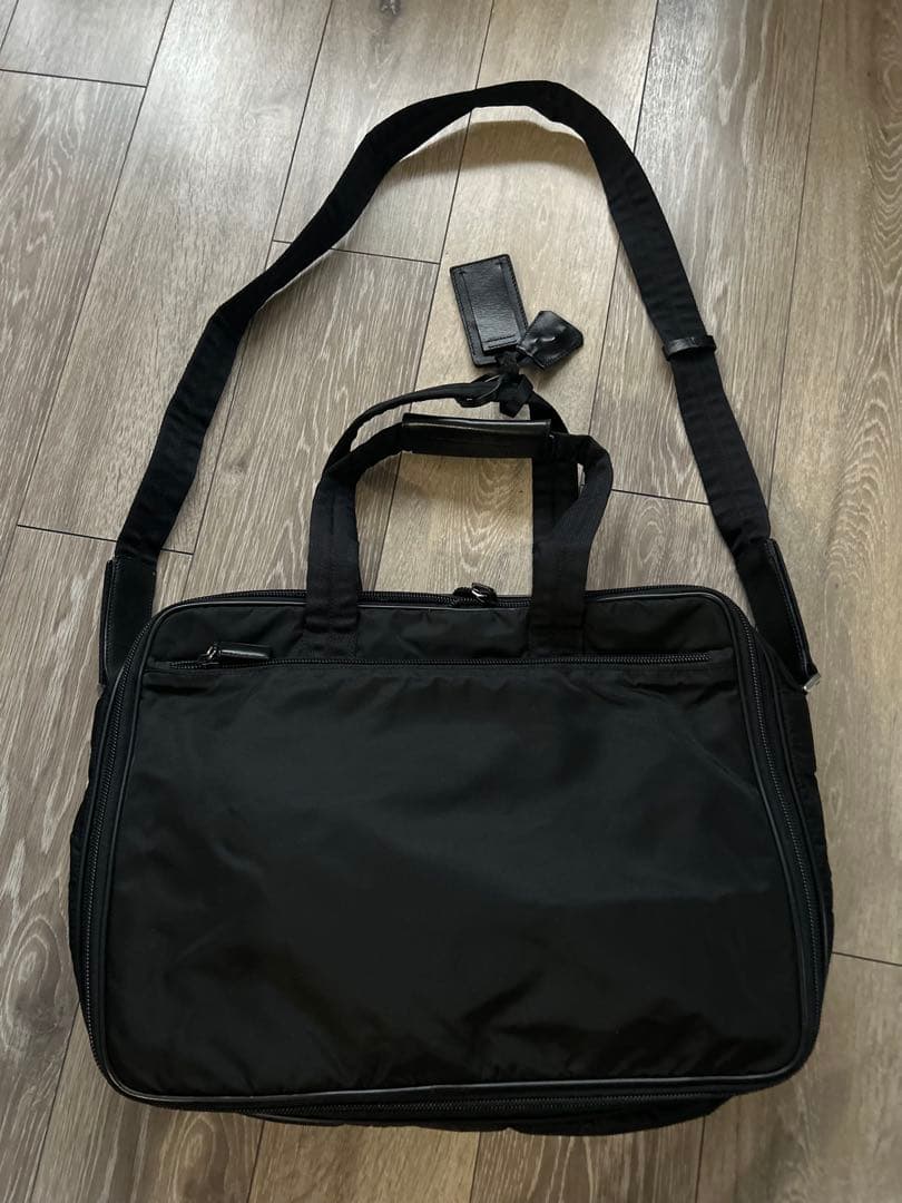 PRADA 2WAY1、2泊用旅行バッグ ナイロンタフタ、ブラック