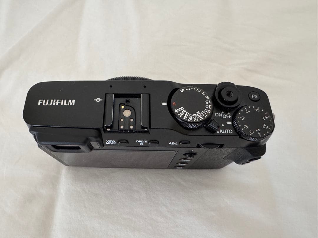 美品　Fujifilm X-E3 ミラーレスカメラ　ブラック　ボディー