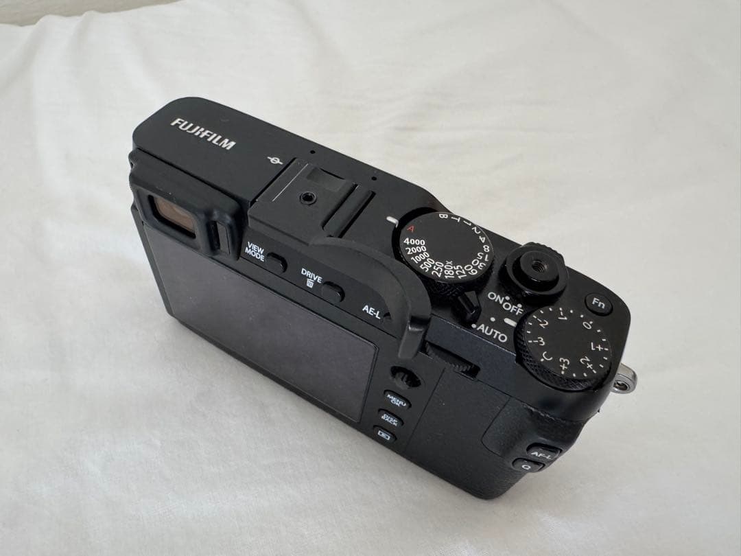 美品　Fujifilm X-E3 ミラーレスカメラ　ブラック　ボディー