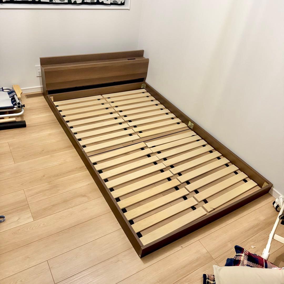 ベッド セミダブル ベッドフレーム ローベッド すのこ ブラウン 棚 セントル