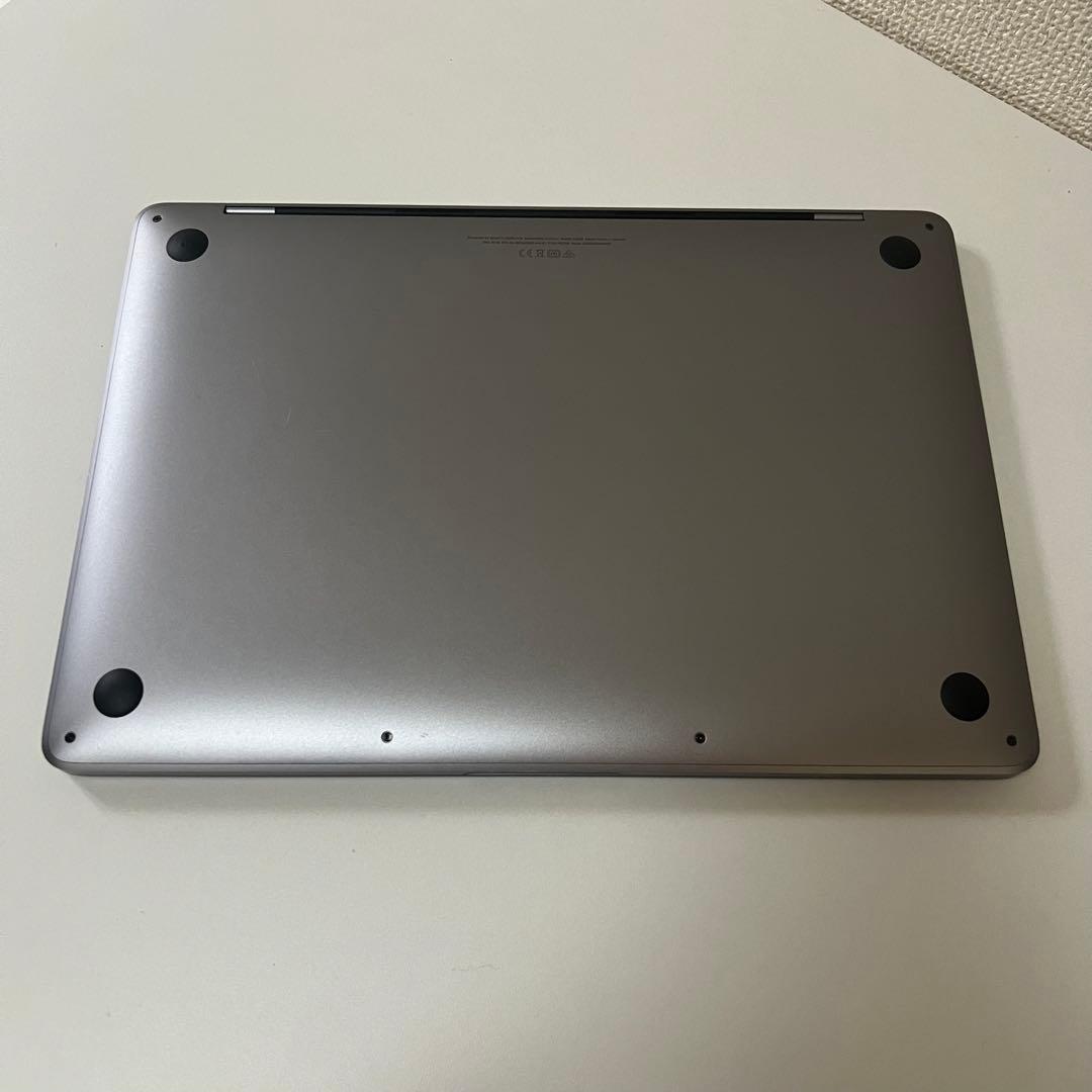 MacBook Pro 2020 16 GB/512GB ACアダプタ