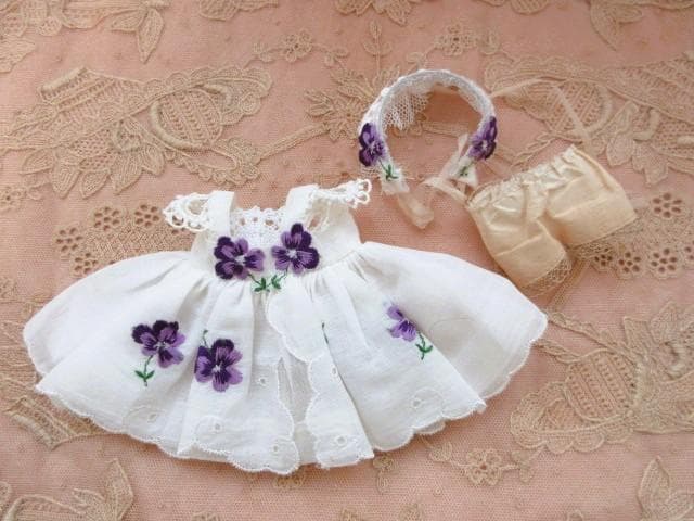 アンティーク　ミニョネット　☆　ジャーマン