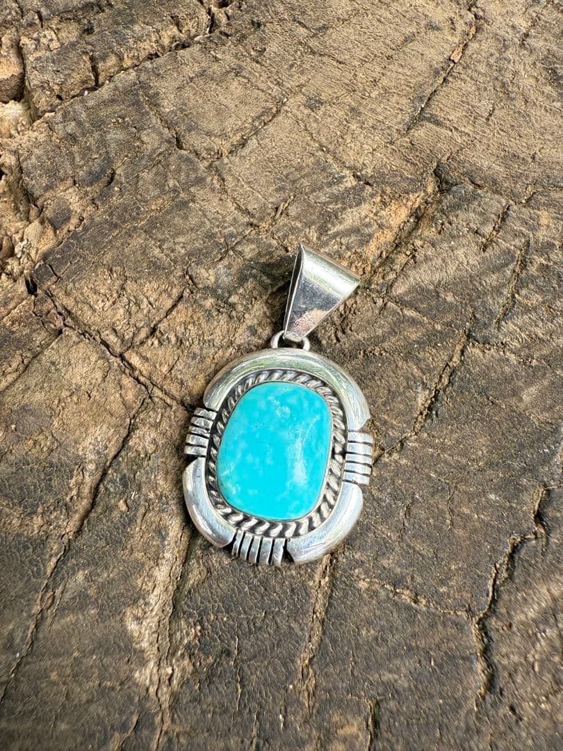 Navajo ナバホ族 インディアンジュエリー　ターコイズ　ペンダントトップ