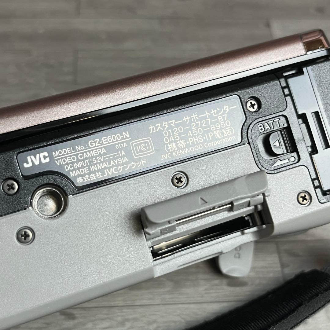 JVC Everio ビデオカメラ GZ-E600-N 本体 ピンク 説明書付