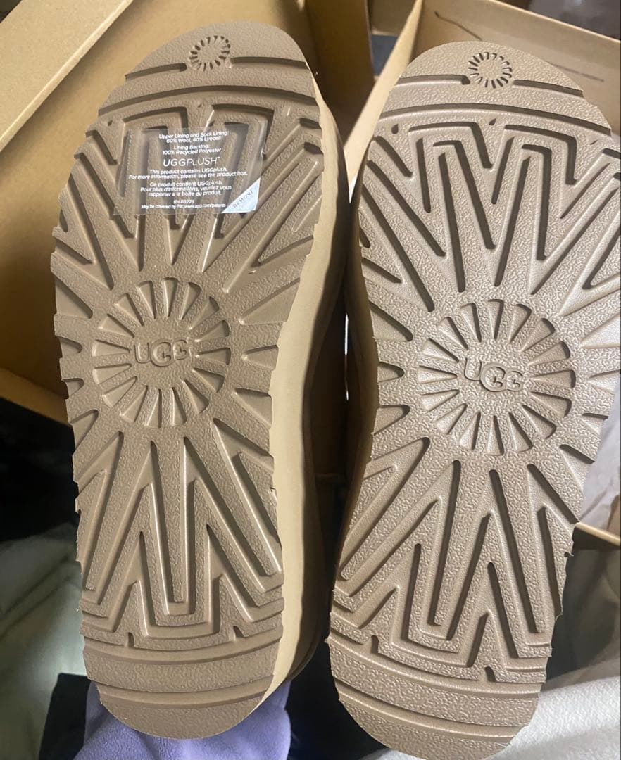 新品未使用UGGクラシックウルトラミニ プラットフォーム チェスナット 23cm