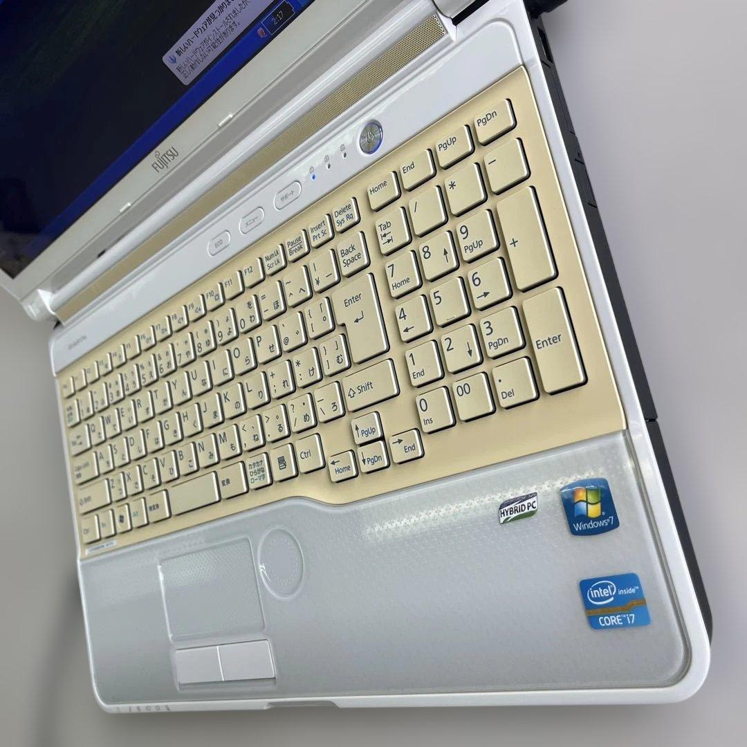 ☆格安美品☆WindowsXP☆富士通15.6インチ大画面第3世代i7ノートPC