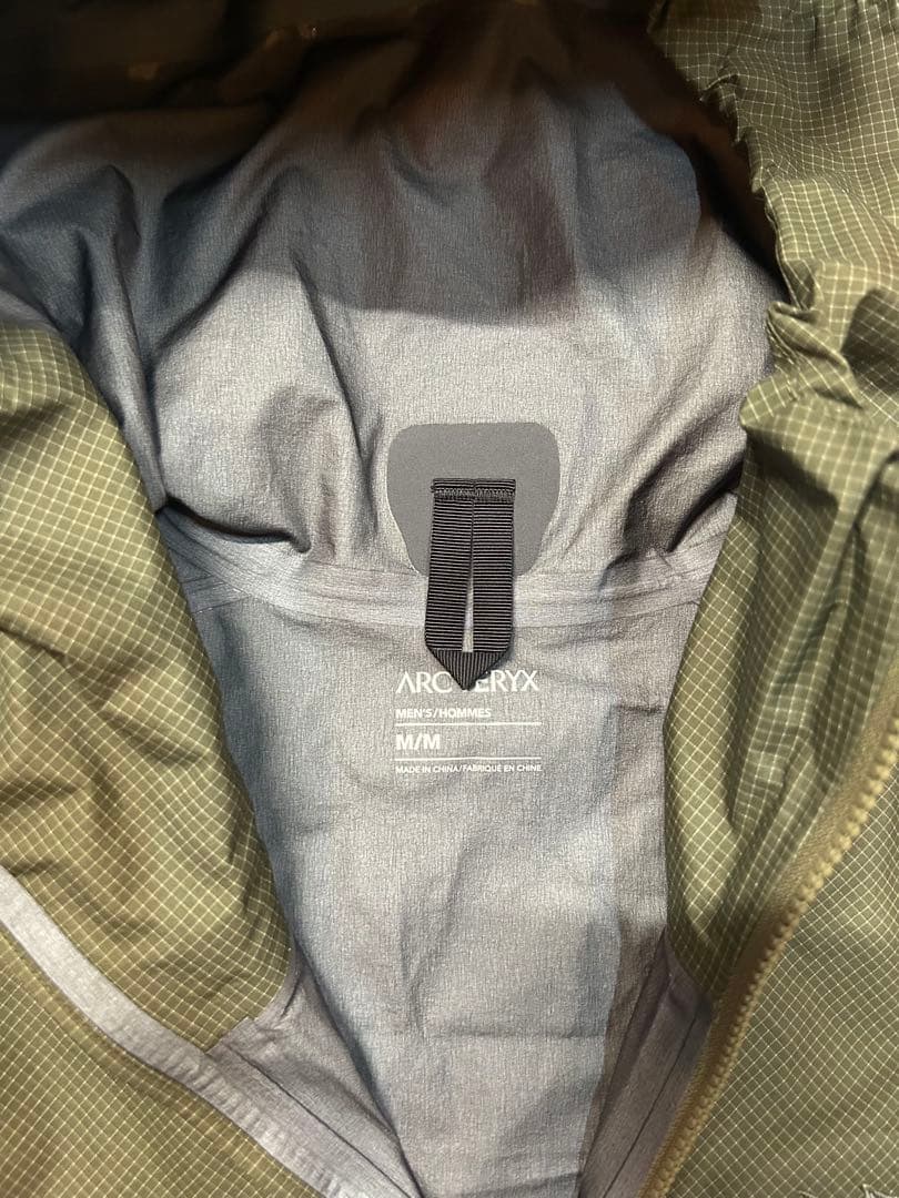 希少限定ARC'TERYX ALPHA LIGHTWEIGHT JACKET M