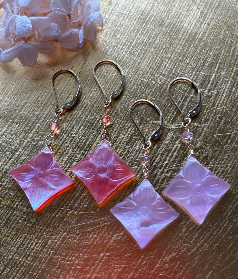 ポメころび✨ピンクアメジスト×MOP＆ドラゴンガーネット他ピアスチャーム