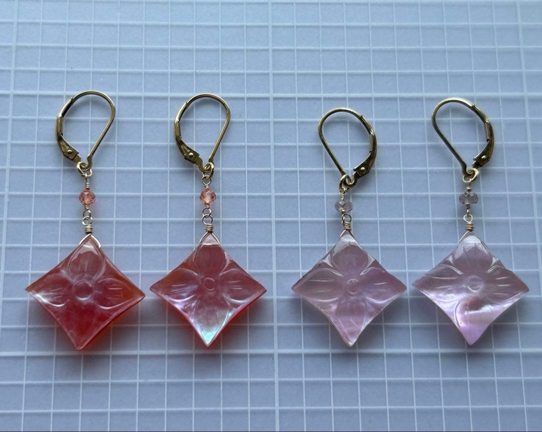 ポメころび✨ピンクアメジスト×MOP＆ドラゴンガーネット他ピアスチャーム
