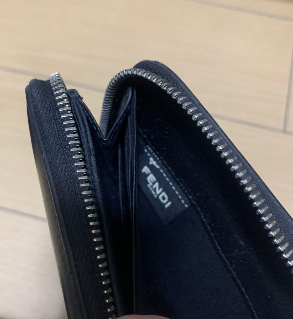 FENDI バグズジップアラウンド長財布