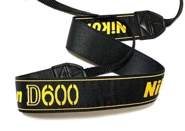 ☆撮影数9250回以下☆Nikon D600ボディのみ　FX機ショット数少＆美品