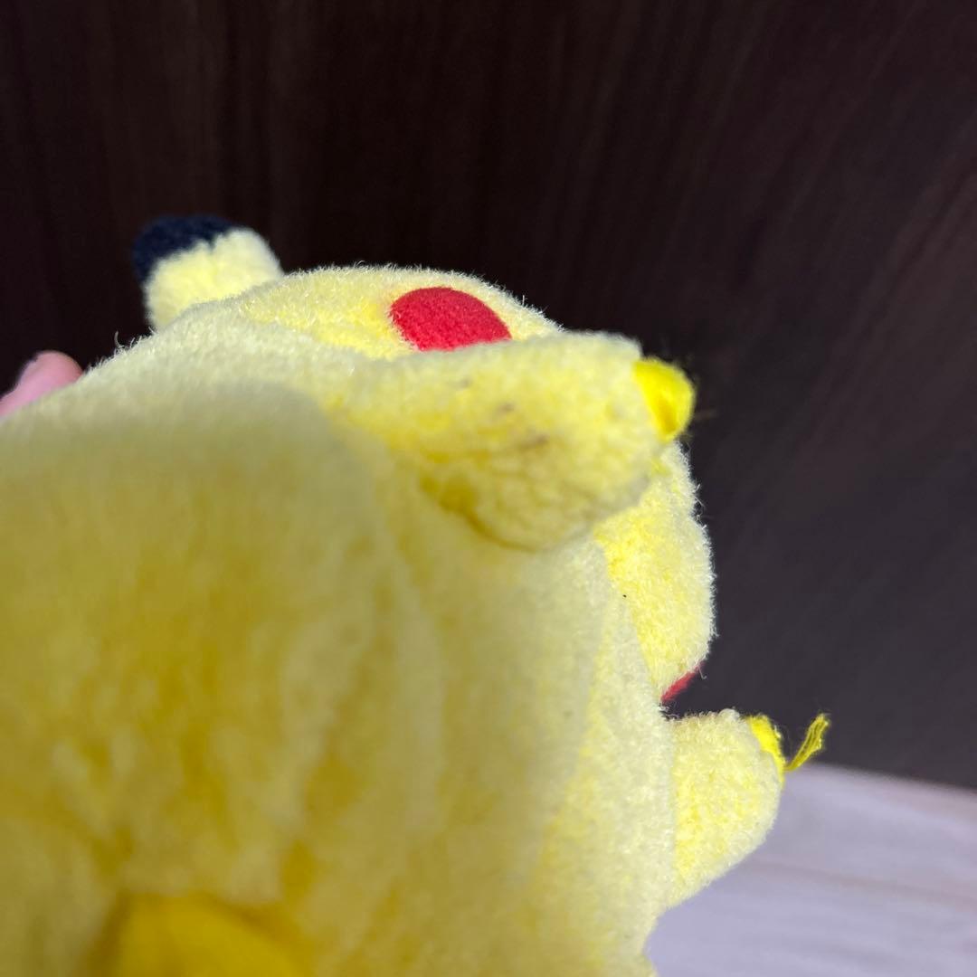 ピカチュウ ぬいぐるみ　tomy