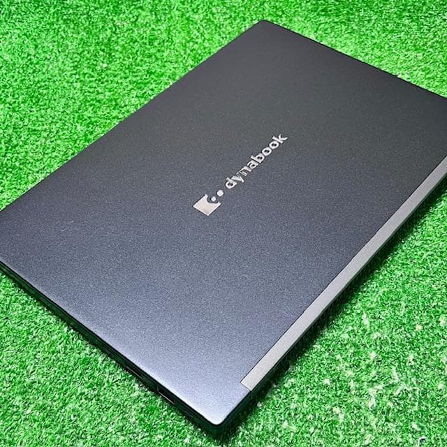 2022《優良美品》プレミアムモバイルPC！ dynabook G83/HV
