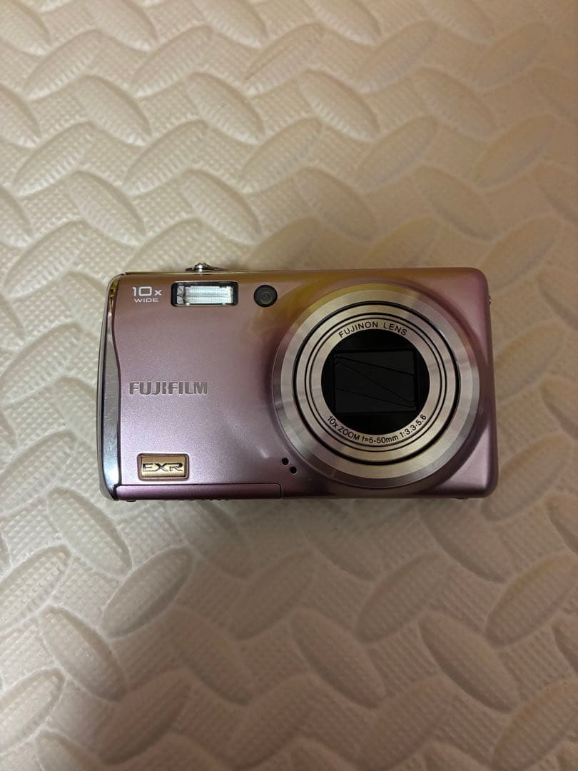 fujifilm&富士フイルム　f80exr ピンク　デジタルカメラ