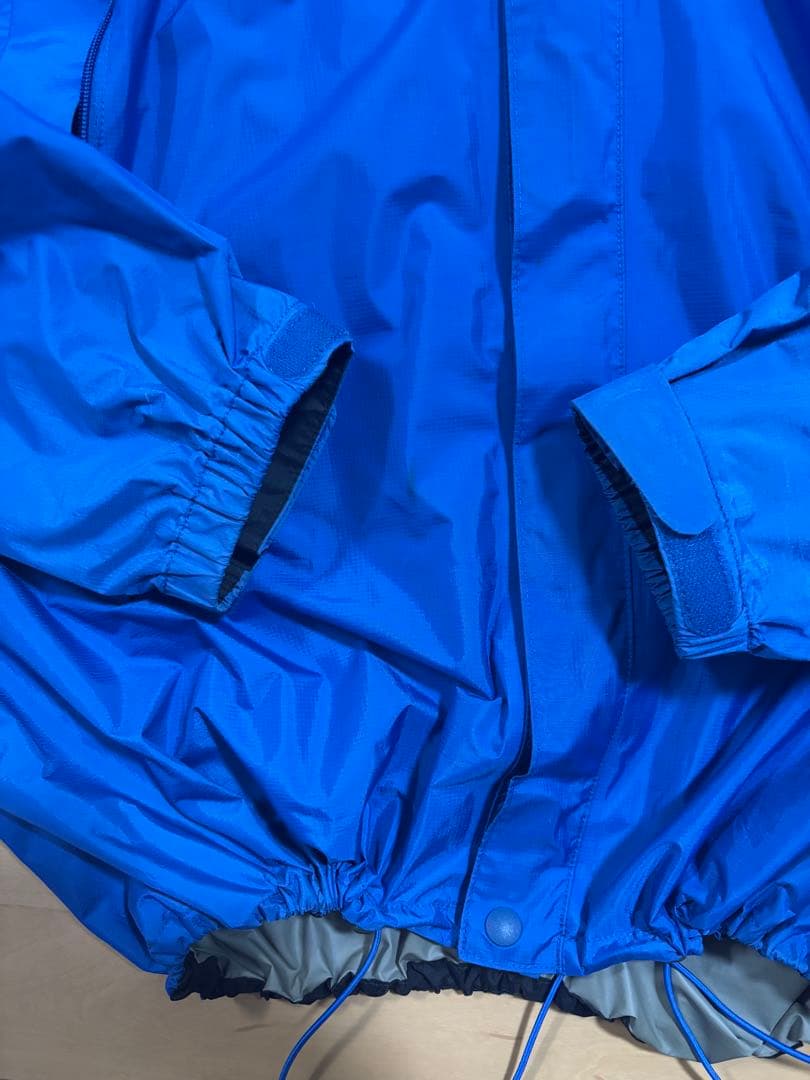 montbellマウンテンパーカー ドローコード　収納袋付き　テック系 y2k