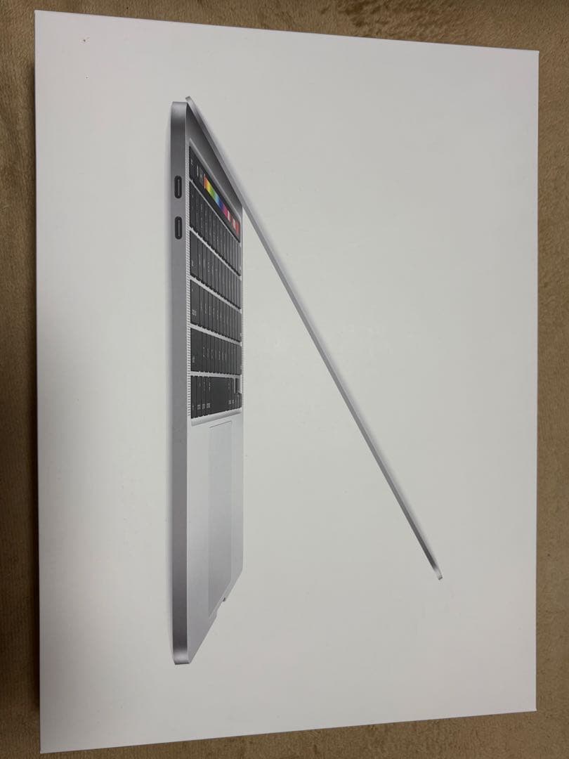 Apple MacBook Pro マウス付き