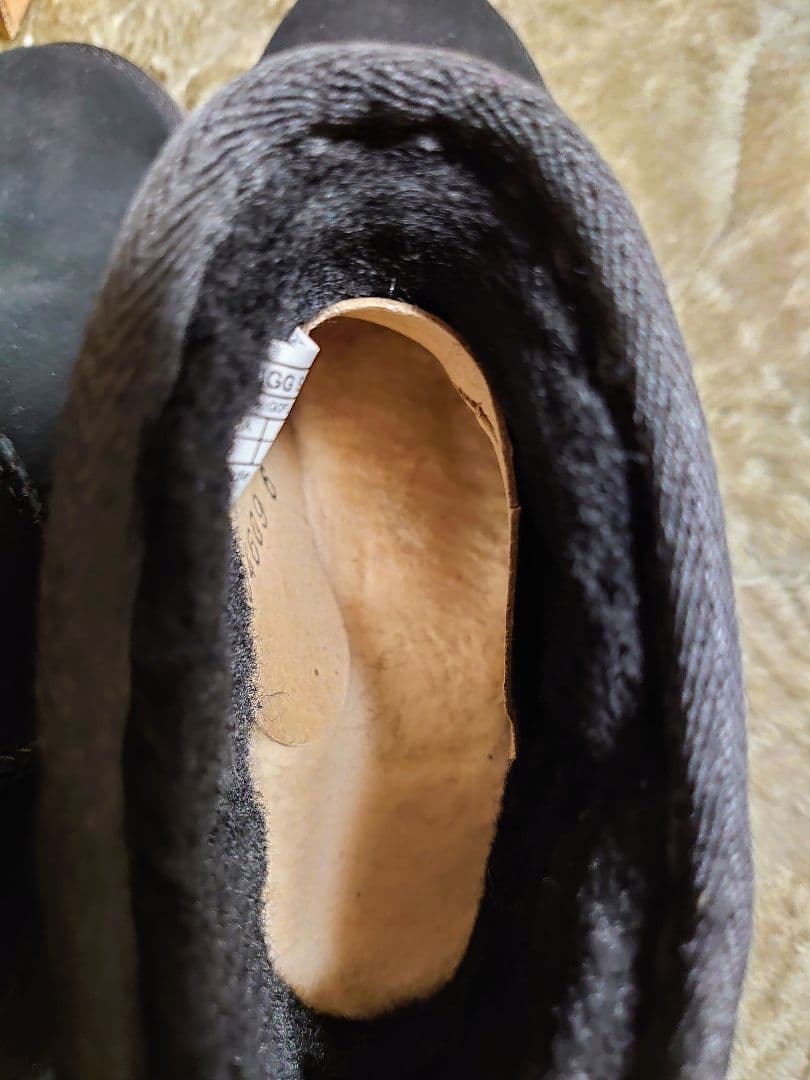 【新品】 UGG ブーツ CLASSIC FEMME MINI ブラック 6