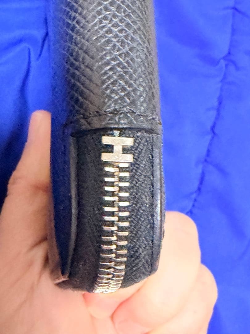 HERMESエルメス アザップ シルクインコンパクト 黒エプソン 内側グリーン