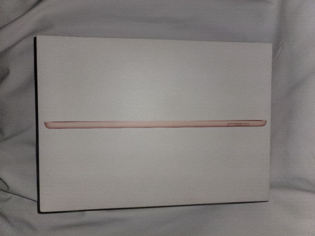 AppleアップルiPad　(第６世代)32GB