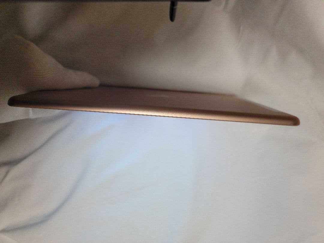 AppleアップルiPad　(第６世代)32GB