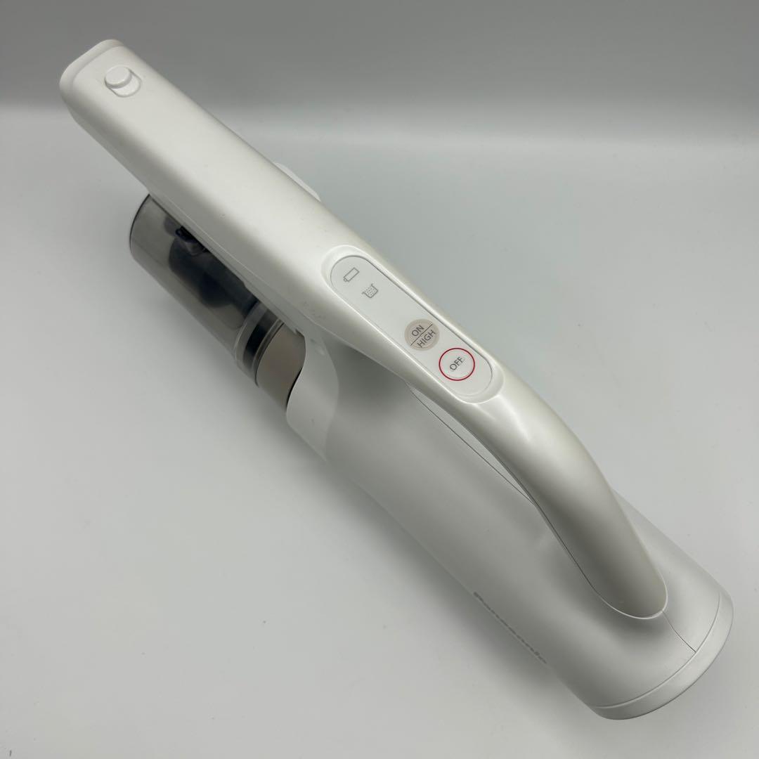 Panasonic パナソニック 充電式掃除機 MC-SB32J 2023年製