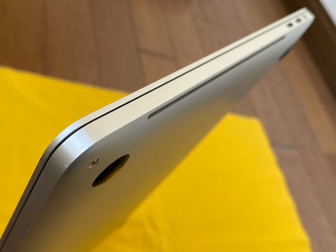 MacBookPro13-inch/2018/メモリ8GB/512GB SSD