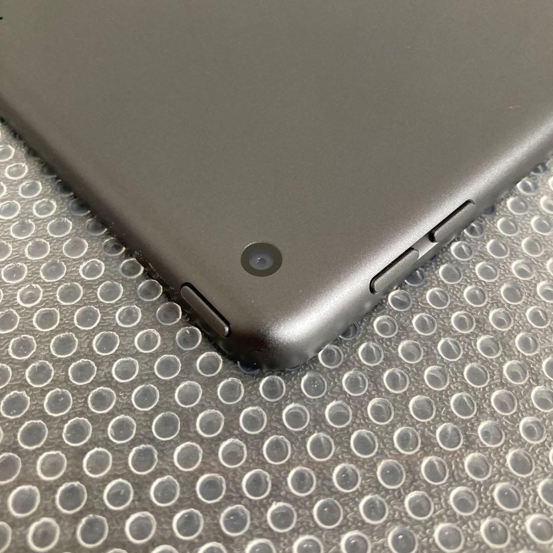 3383【早い者勝ち】iPad7 第7世代 32GB WIFIモデル☆