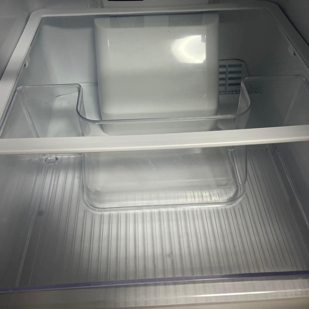 【美品】・三菱　ノンフロン冷凍冷蔵庫　　　 MR-P15ED-KK 2019年製