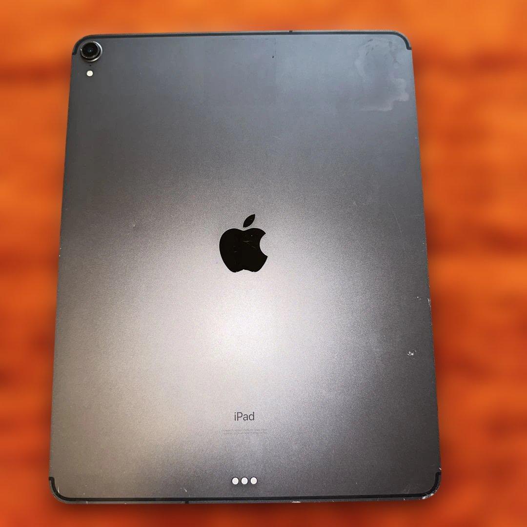 ipad pro12.9 256GB Wi-Fi+Cellularスペースグレイ