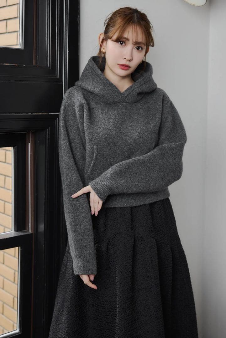 トップス herlipto Trois Logo Knit Hoodie