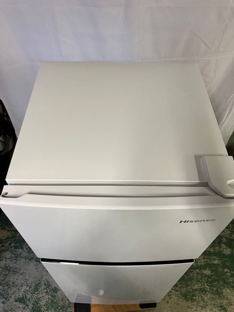 10h59 Hisense 120L 冷凍冷蔵庫 HR-B12E2W 2023年