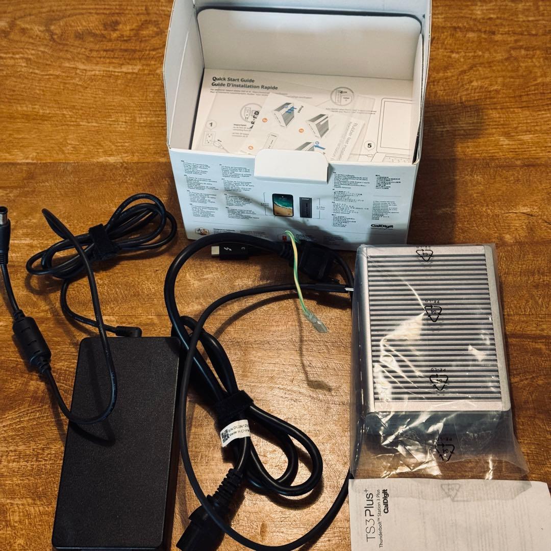 CalDigit TS3 Plus+ USBハブ