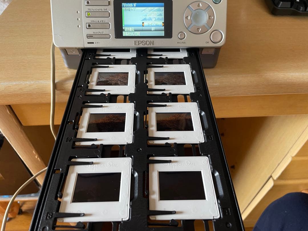 [ジャンク品]EPSON F-3200 フィルムスキャナ