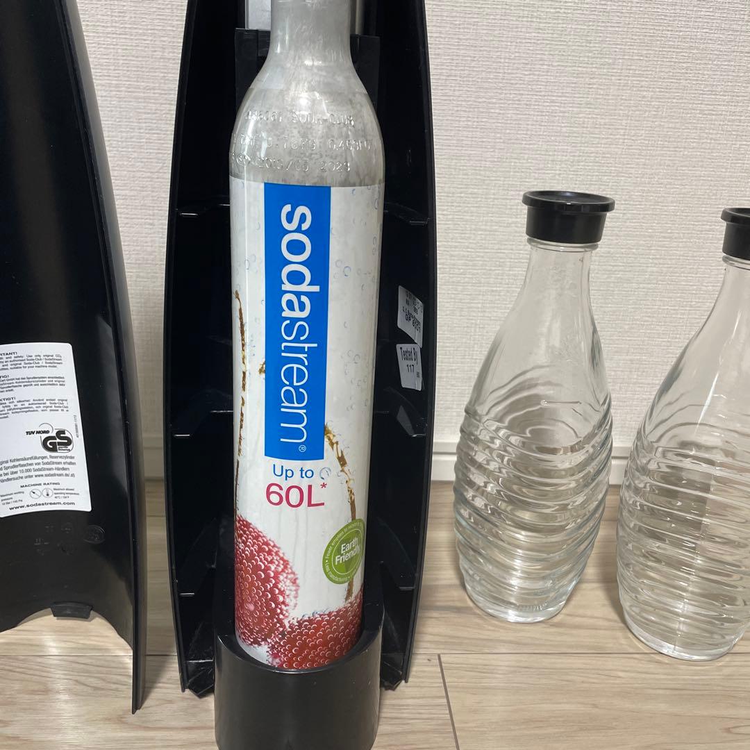 ソーダストリーム　ペンギン型炭酸水メーカー ガラスボトル2本付き