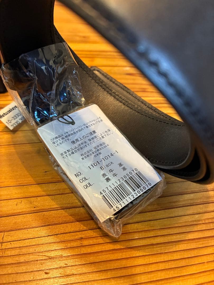 BURBERRY ブラック レザー ベルトi46